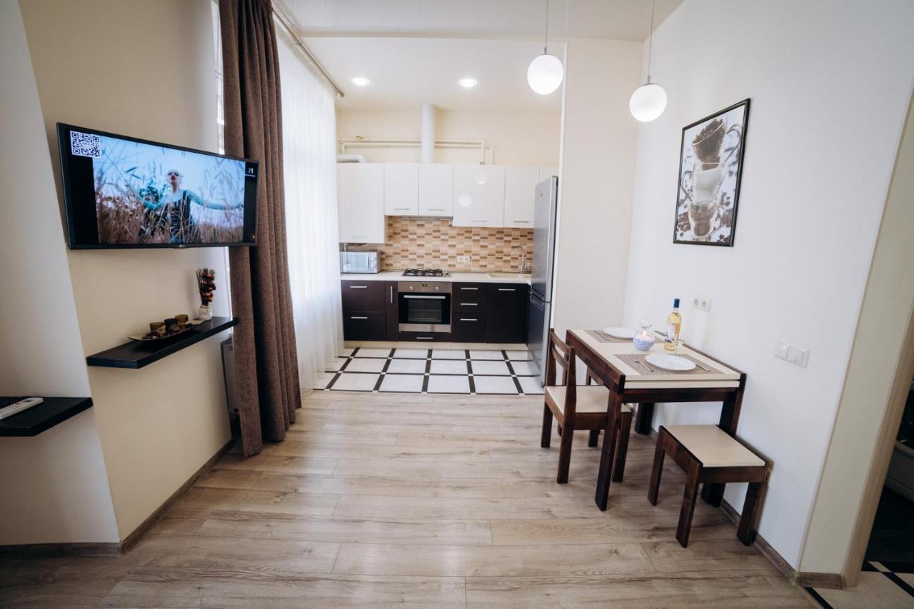 Family House Apartment Виниця Екстериор снимка