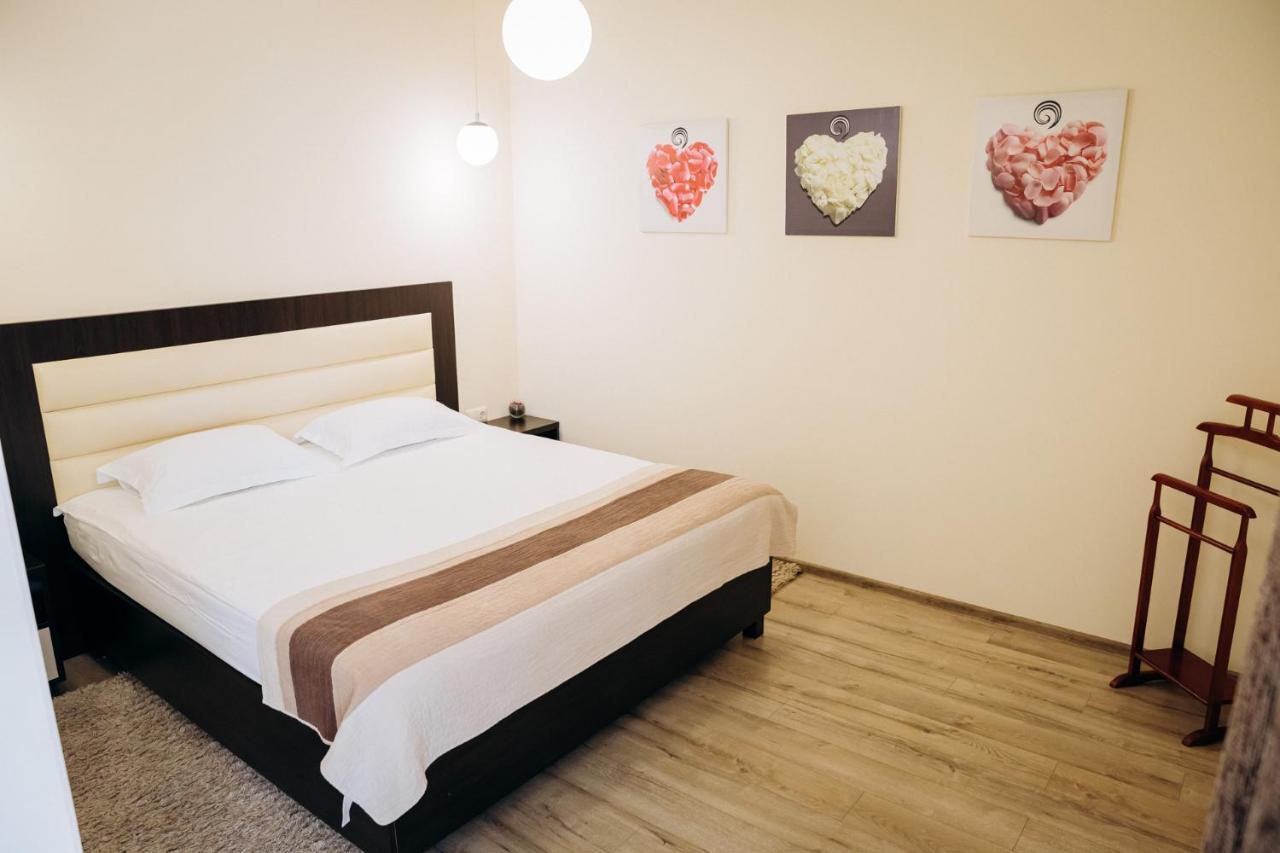 Family House Apartment Виниця Екстериор снимка