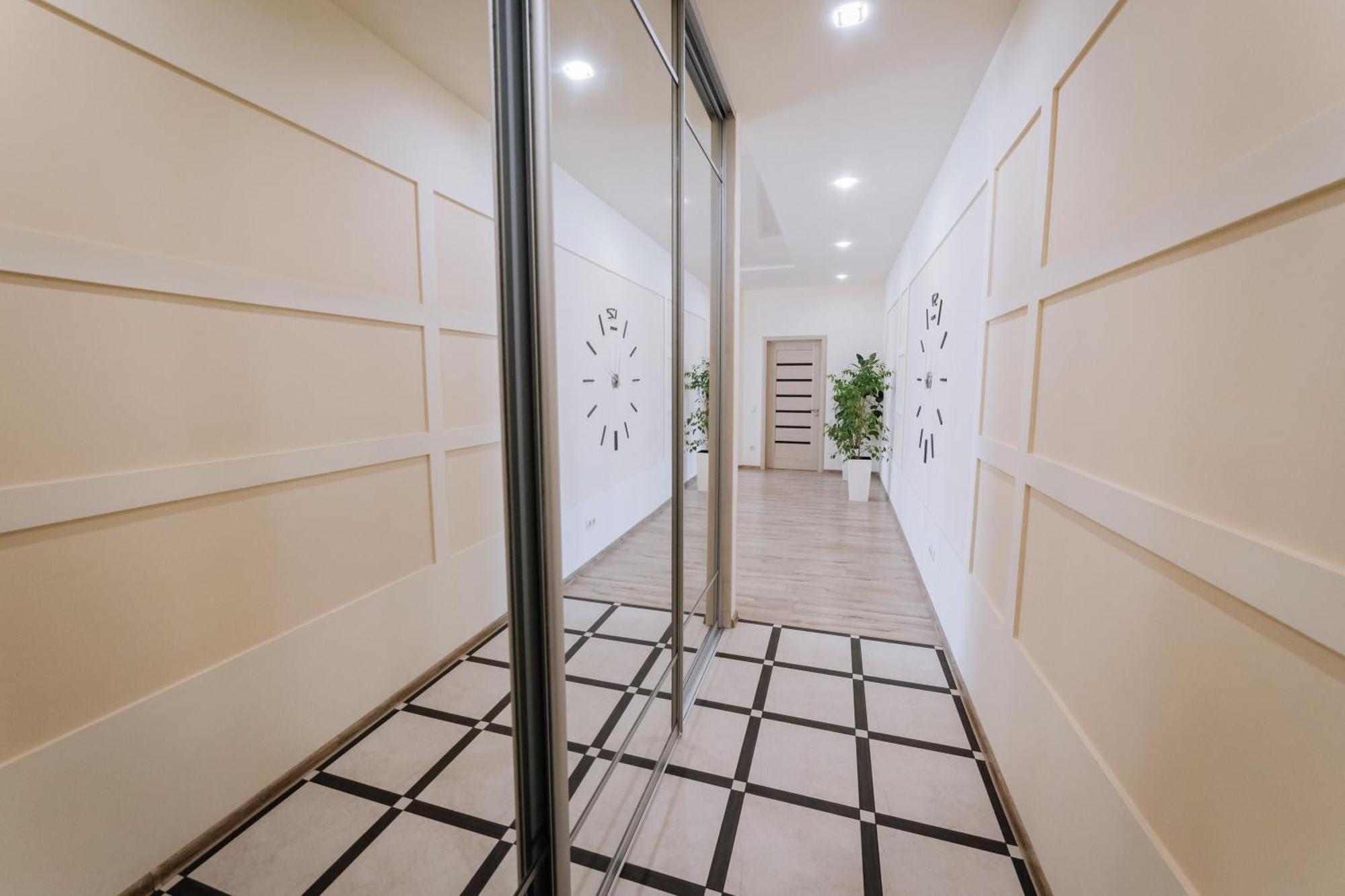 Family House Apartment Виниця Екстериор снимка